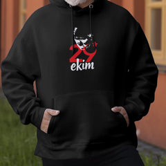 29 Ekim Cumhuriyet Bayramı Hoodie – Atatürk Tasarımlı Unisex Siyah Kapüşonlu Sweatshirt