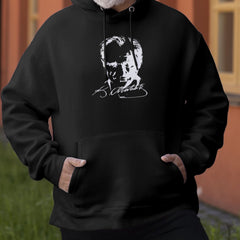 Atatürk Portre Hoodie – Unisex Siyah Kapüşonlu Sweatshirt, Özel İmzalı Tasarım