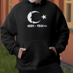 1881–193∞ Atatürk Hoodie – Unisex Siyah Kapüşonlu Sweatshirt, Özel Tasarım