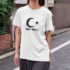 1881–193∞ Atatürk Tişört – Unisex Tasarım, Siyah Beyaz Kırmızı Renk Seçenekleri, Özel Anlamlı T-Shirt